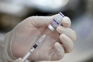 Vacunas contra el Covid-19 previenen la muerte por la variante Delta en más de 90% de los casos