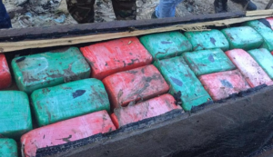 Decomisaron casi 200 kilos de cocaína transportados en un bote en Perú
