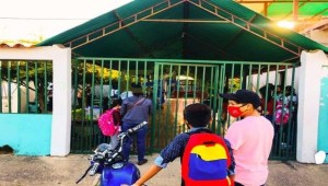 “Compro los útiles o compro comida”: El dilema de una madre venezolana ante el regreso a clases