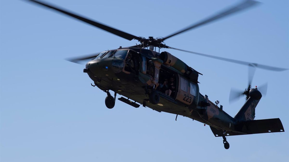 Al menos catorce personas murieron al estrellarse un helicóptero militar azerbaiyano