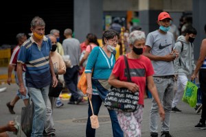 Dr. Julio Castro: Tenemos un nivel bajo de contagios, pero no se ha acabado la pandemia