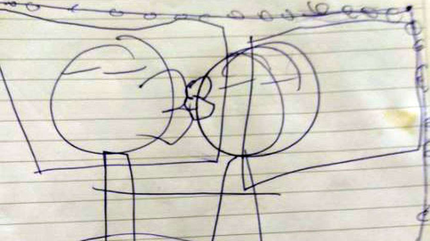 Estremecedor: En Argentina niña dibujó a su padrastro desnudo y descubrieron que abusó de ella y su hermana