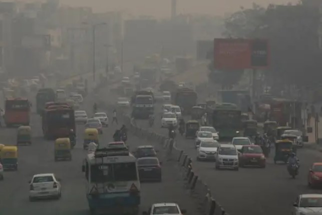 La misteriosa “niebla tóxica” con la que han amanecido varias regiones de India (Fotos)
