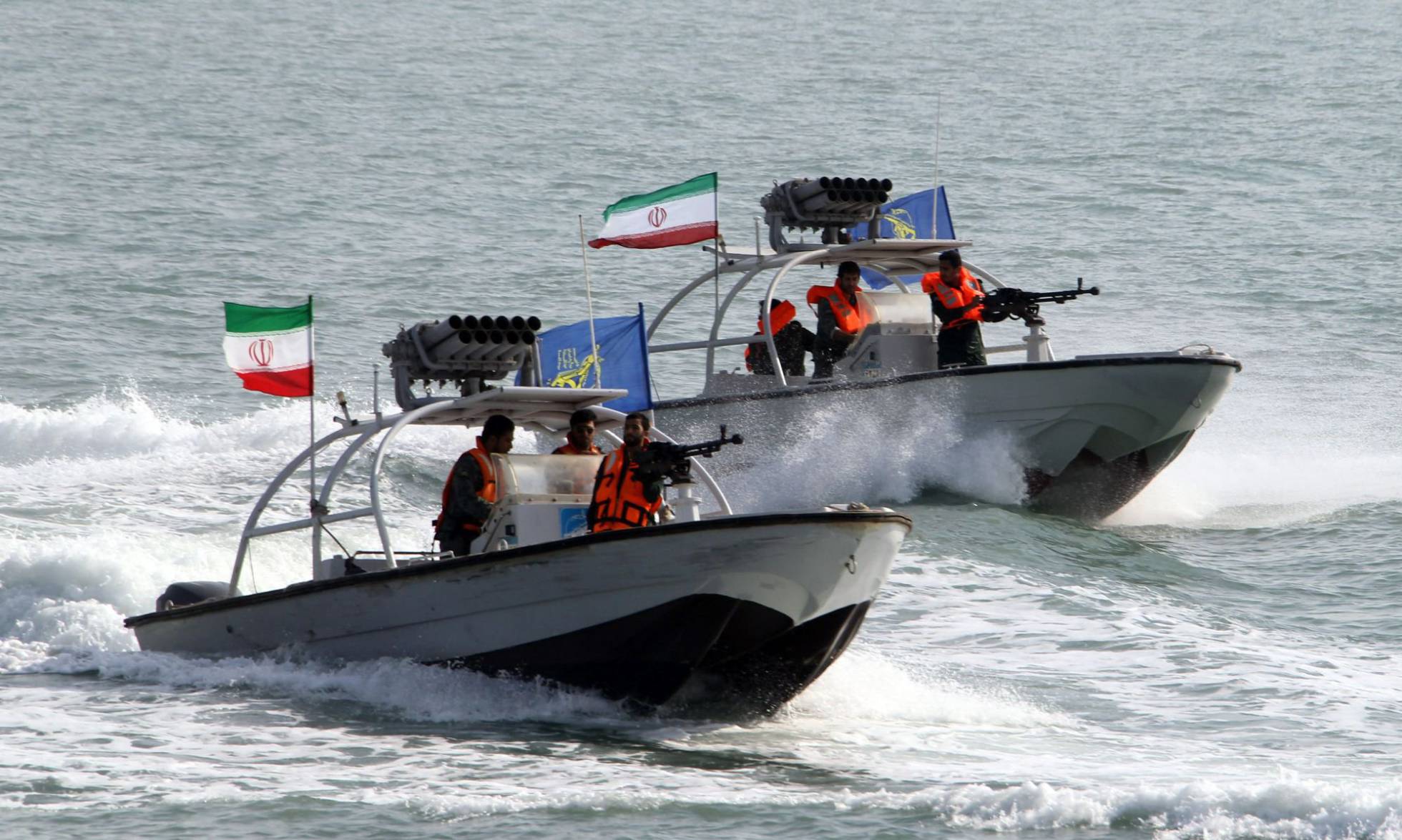 Irán anunció que capturó barco de contrabando de gasolina en el Golfo