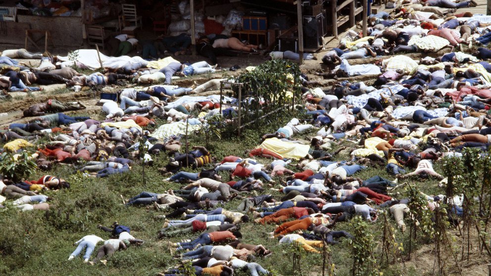 El horror de la masacre de Guyana: El espantoso olor de 900 cadáveres y el misterio del líder de una secta diabólica