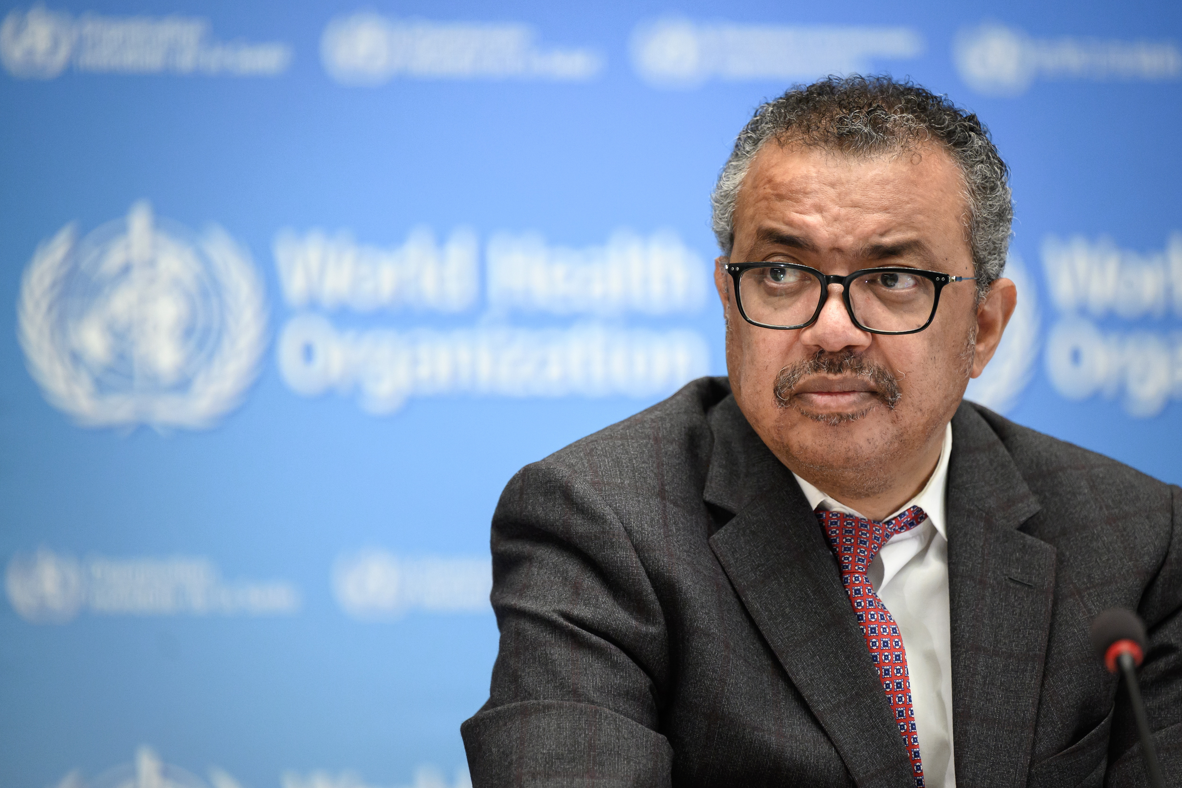 Director de OMS afirma que 2022 “tiene que ser el año del fin de la pandemia”