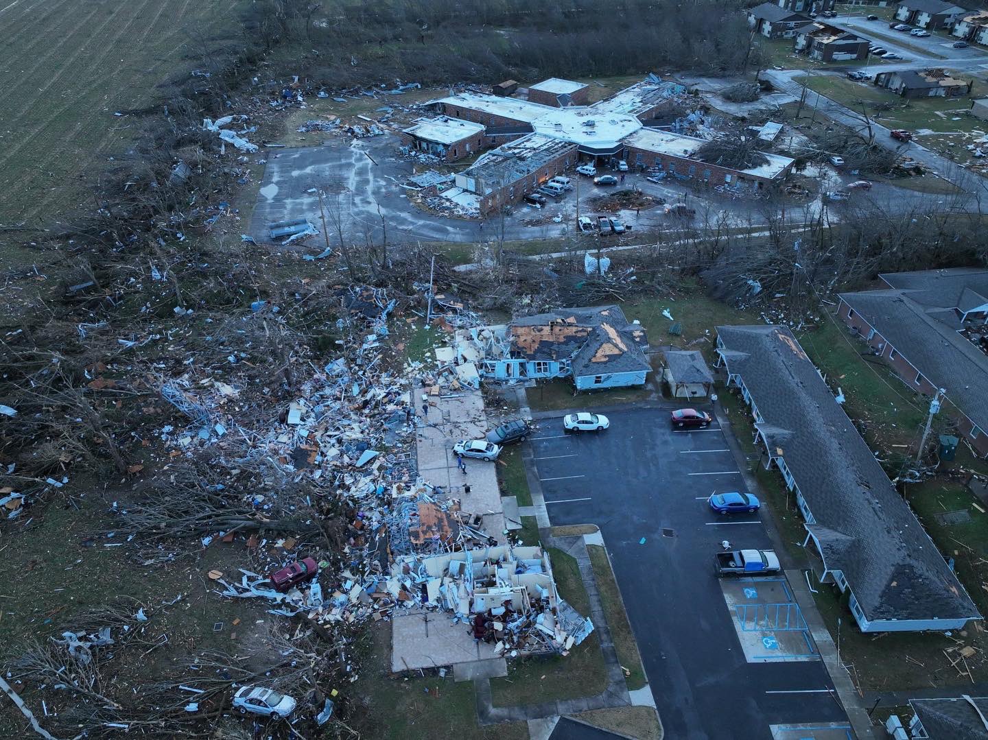 Mayfield, el pueblo arrasado por un tornado en Kentucky: Es como si hubiera estallado una bomba