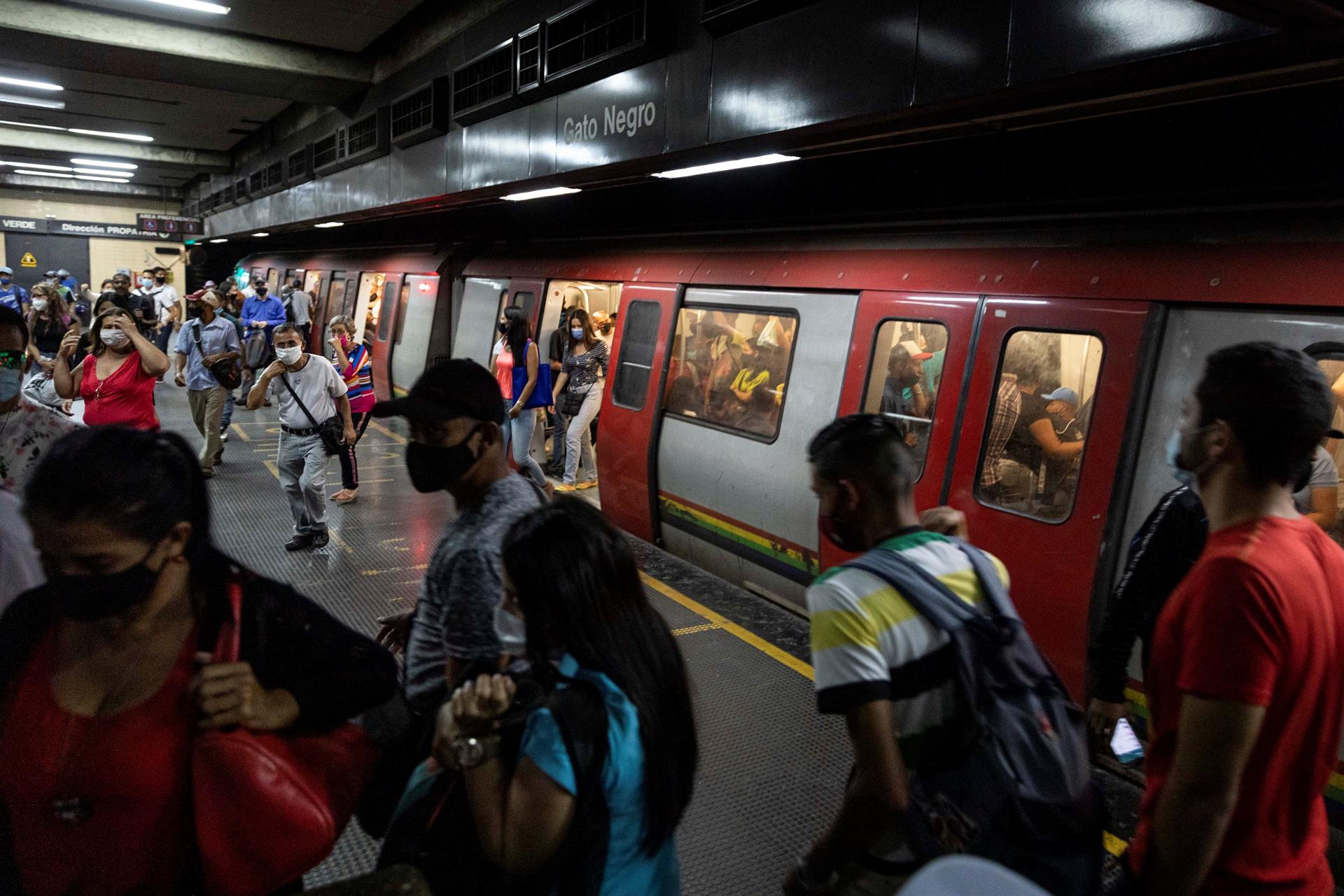 Continúan trabajos de alto impacto en Línea 1 del Metro de Caracas