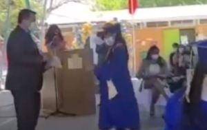 VIDEO: Joven venezolana se destacó como la MEJOR estudiante del año en una escuela de Chile