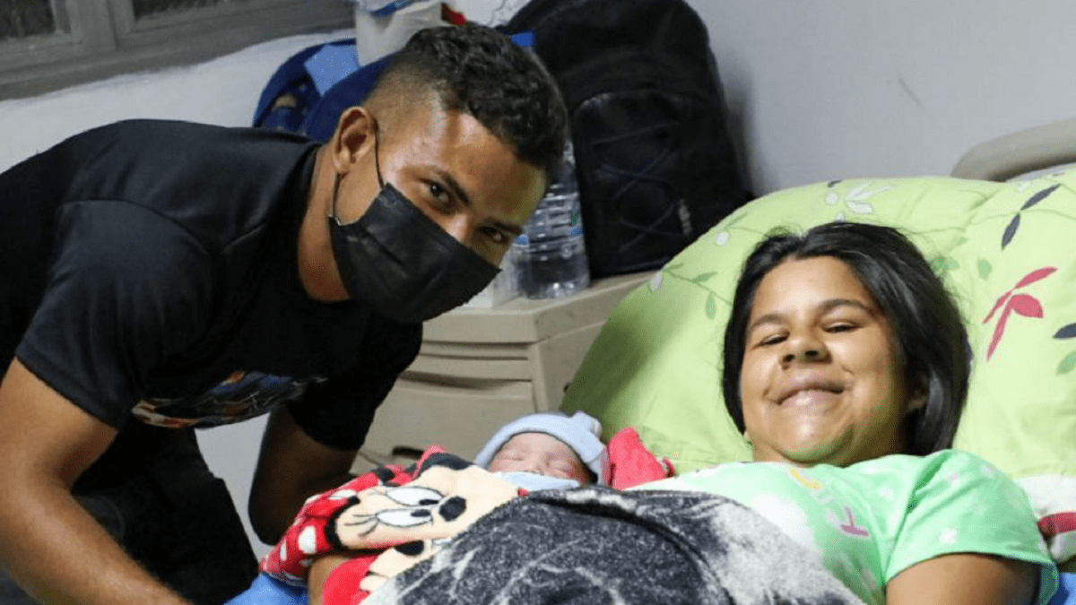 Juan José Colina es el primer bebé venezolano del 2022
