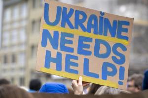 Zelenski firmó decreto para movilización general en Ucrania, invadida por Rusia