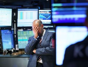 Wall Street registró su peor año desde la crisis financiera de 2008