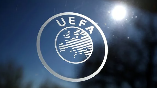 La Uefa permitirá registrar nuevos jugadores en sus competiciones de clubes