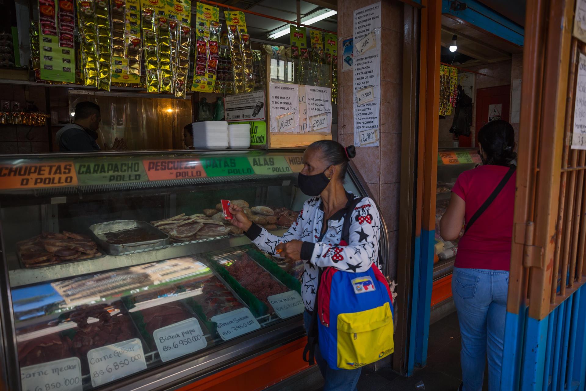 Exigen que el salario mínimo en Venezuela se homologue a la cesta alimentaria