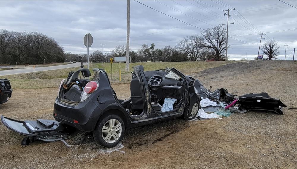 Tragedia en Oklahoma: Al menos seis estudiantes perdieron la vida en un choque entre dos vehículos