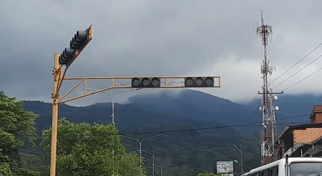 Los apagones en Táchira se deben al déficit de 200 megavatios