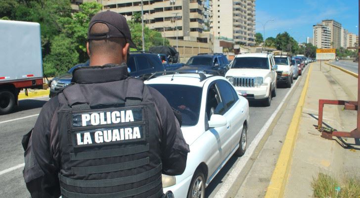 Chavismo autorizó que policías de Vargas se queden con un porcentaje de las multas