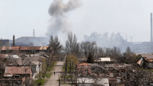 Ejército ucraniano acusa a Rusia de “intentar aniquilar” las últimas unidades de Azovstal