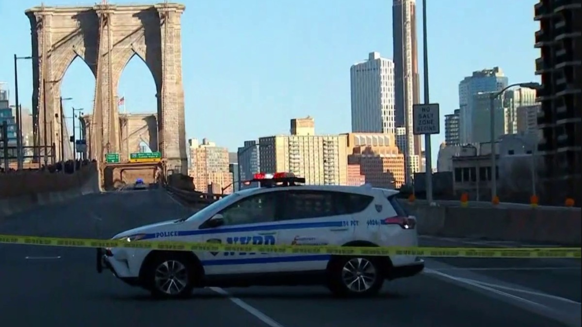 Conmoción en Nueva York: Múltiple choque en el puente de Brooklyn dejó siete personas heridas