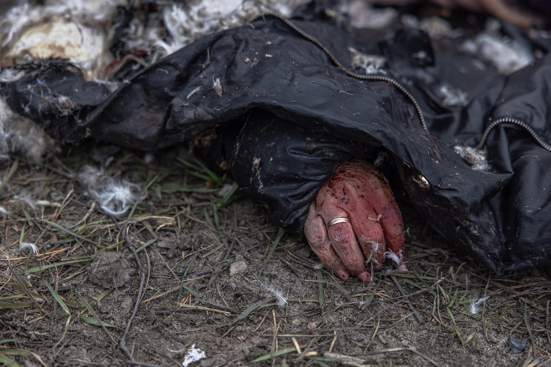 Periodistas ucranianos identificaron a los presuntos autores de la masacre en Bucha