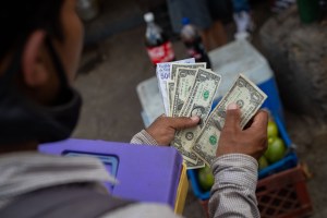 La inflación en dólares afecta el costo de la vida de los venezolanos