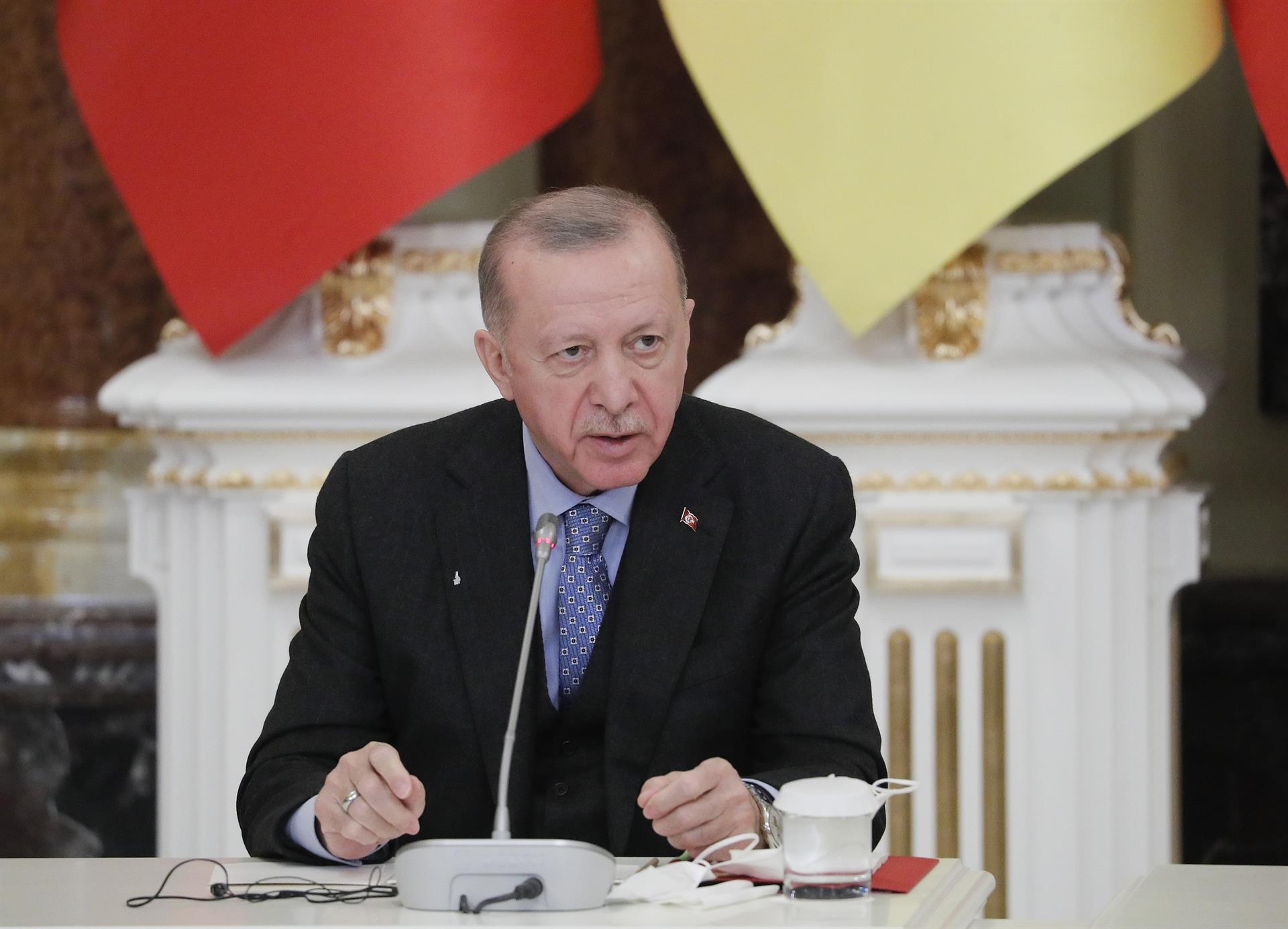 Erdogan pide garantías por escrito para no vetar a Suecia y Finlandia en la Otan