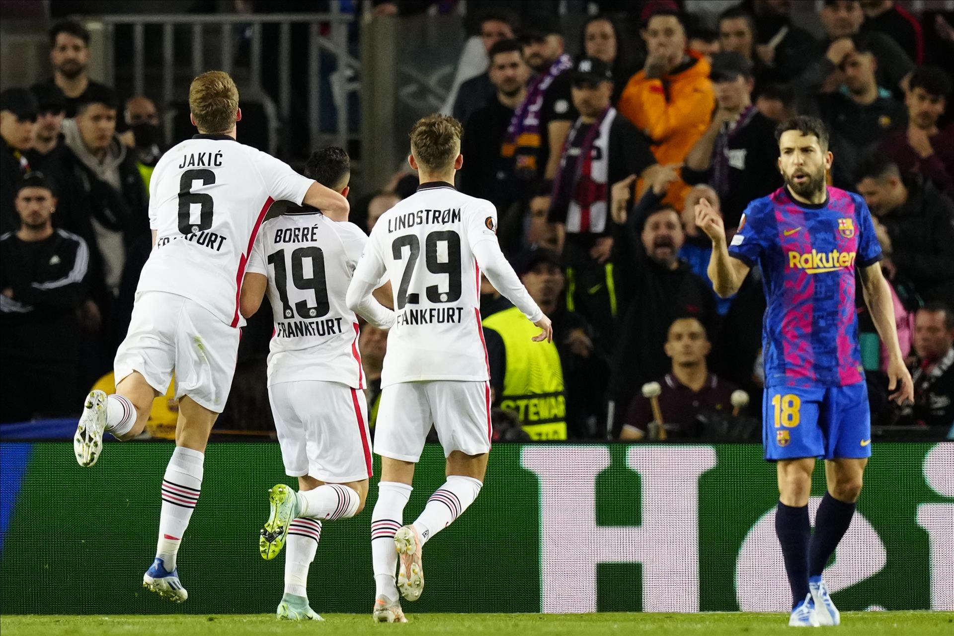 El Barça revivió sus fantasmas europeos ante el Eintracht