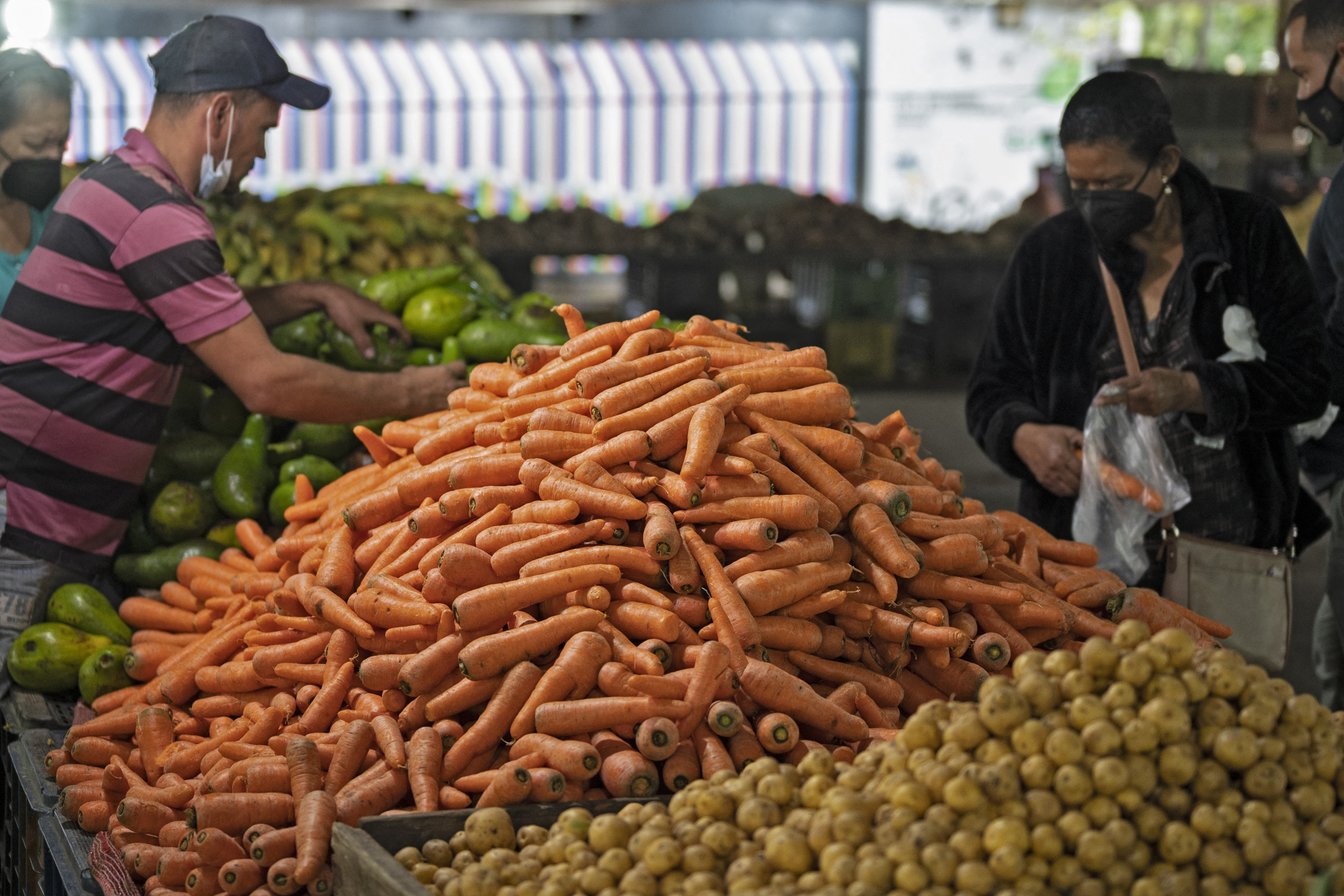 Fedeagro: Hortalizas se pudren en los supermercados por el bajo consumo