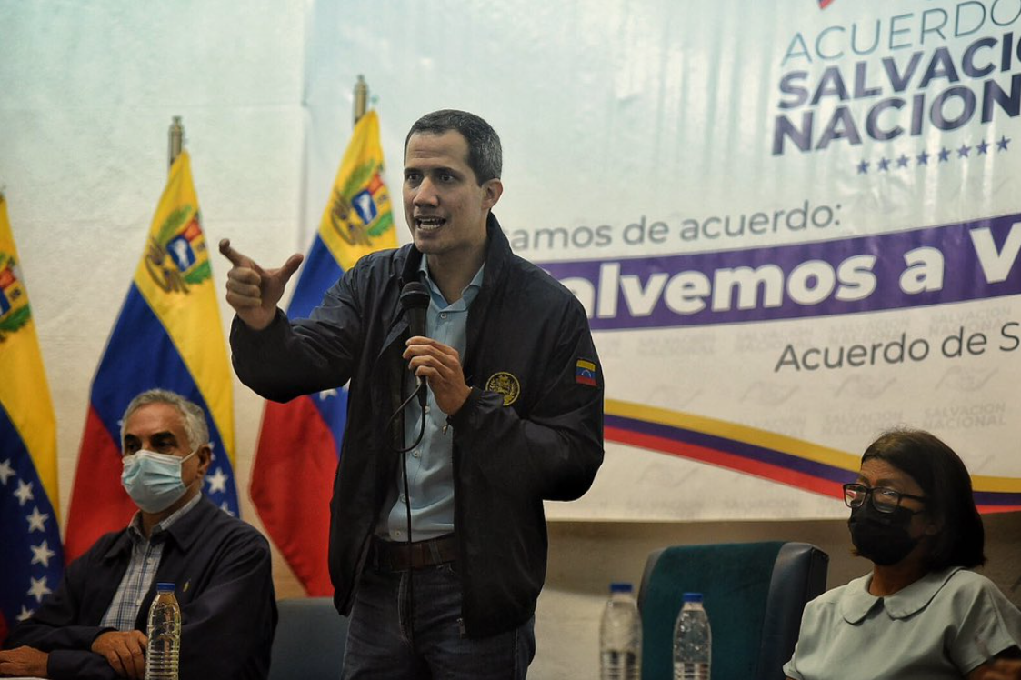 Guaidó pidió a sectores laborales y sindicatos contribuir en el fortalecimiento de la Unidad