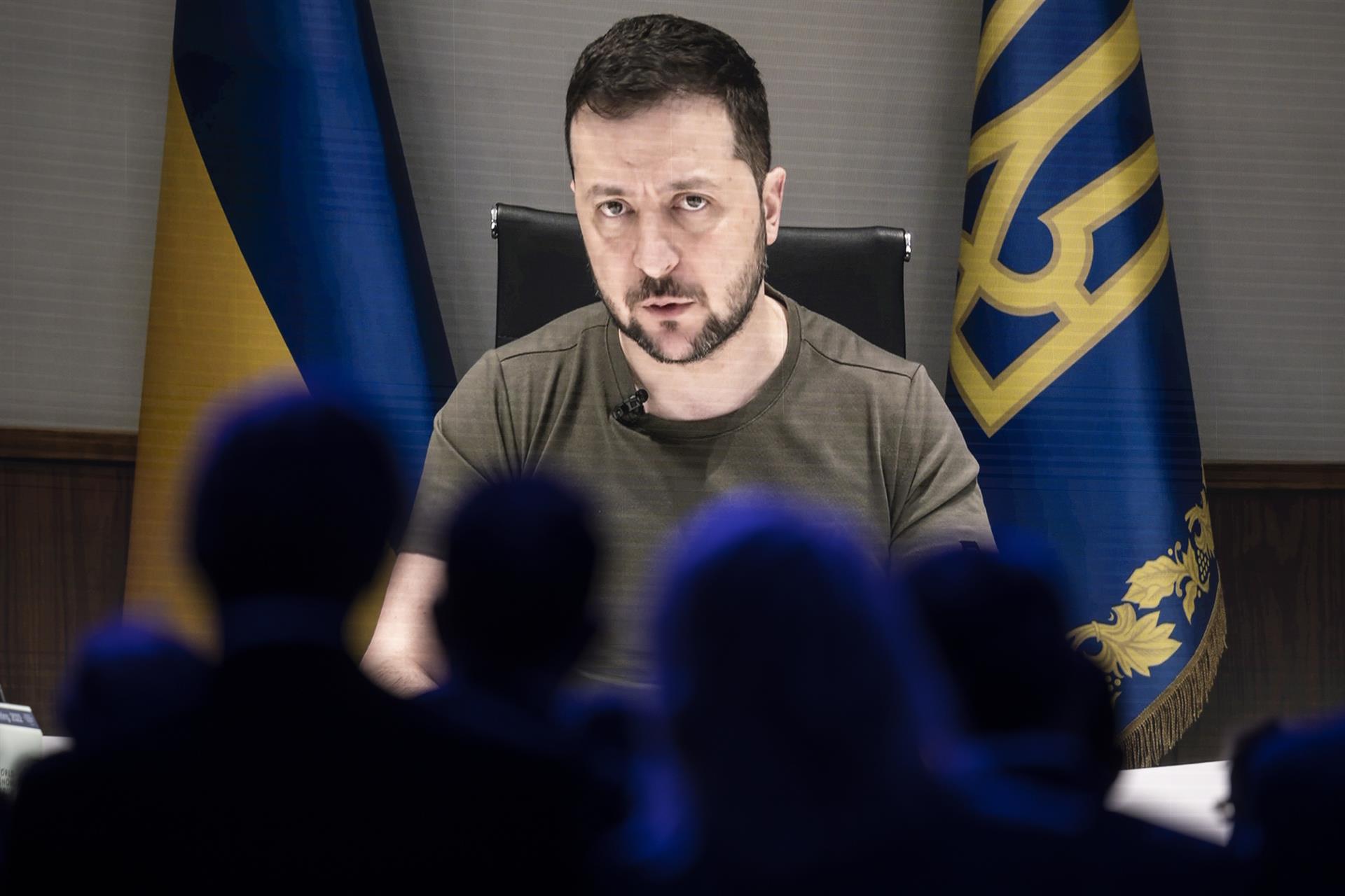 Día 111 de la invasión: el Donbás es “simplemente aterrador”, dice Zelenski