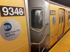 Tragedia en Nueva York: Murió arrollada en misterioso incidente en el metro