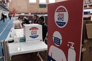 Corte Suprema bloquea voto de inmigrantes en Nueva York