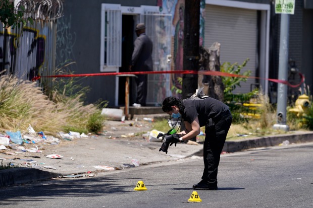 Baño de sangre: Fin de semana dejó 11 muertos y 27 heridos en ola de tiroteos masivos en EEUU