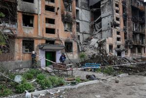 Cadáveres entre los escombros, hambre y epidemias en Mariúpol, según el alcalde de la ciudad