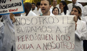 Burocracia chavista agregó otro paso que retarda atención de pacientes en hospitales