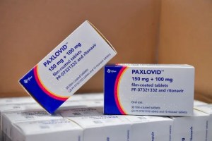 Fauci sufre un “rebote” del Covid tras tratarse con medicamento antiviral de Pfizer