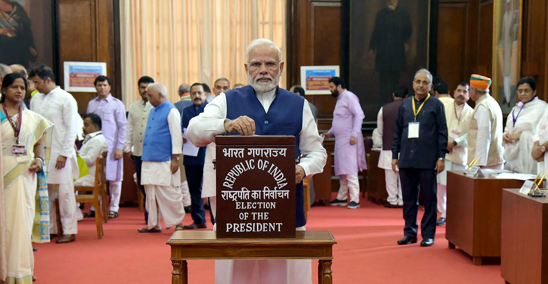 El parlamento de India comienza votación para elegir presidente con una mujer como favorita