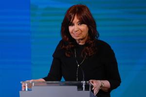 Cristina Fernández critica la falta de “garantías” en juicio por corrupción