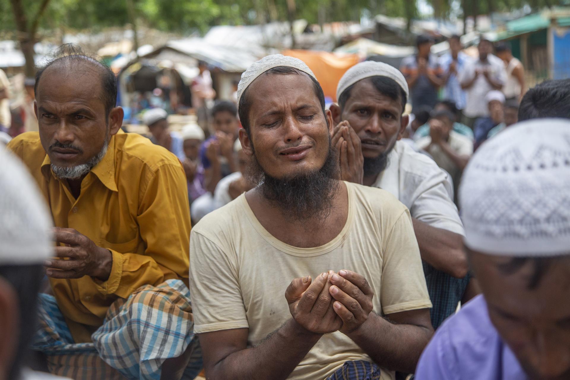 Crimen y muerte persiguen a los rohinyás hasta los campamentos de Bangladesh