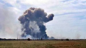 Ucrania “no tiene nada que ver” con las explosiones en una base aérea en Crimea
