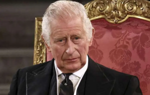 Príncipe William teme por la salud del rey Carlos III