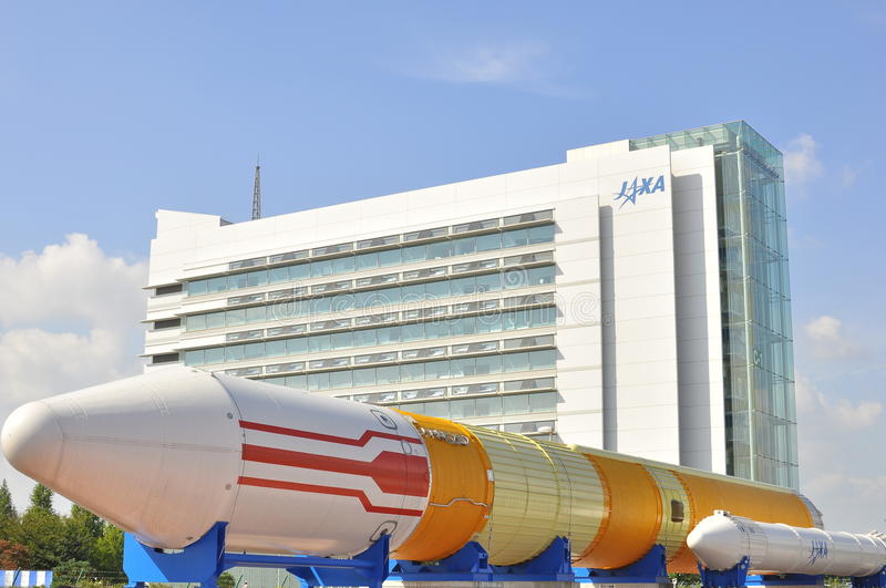 Tifón Nanmadol daña una agencia aeroespacial en el sur de Japón