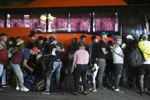 Solicitan investigación a la policía de Honduras por cobro ilegal a migrantes que transitan por el país
