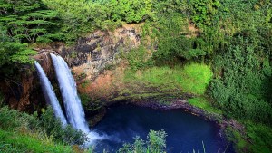 Investigan el misterioso hallazgo de una turista chilena muerta en cataratas de Hawái