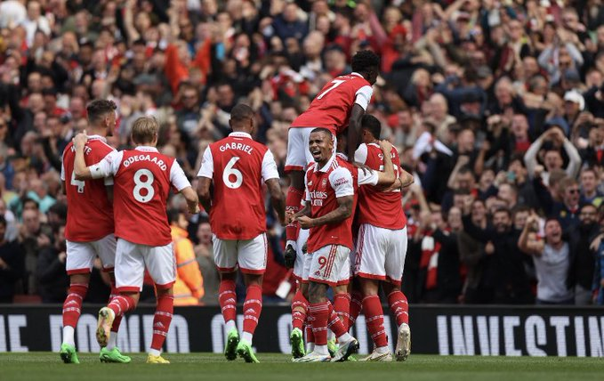 Premier League: Arsenal confirma su candidatura al título y el nuevo tropiezo del Liverpool