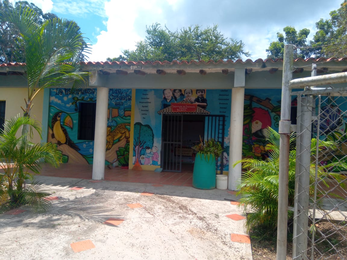 Niños de educación especial en Bejuma retornarán a clases en escuela con infraestructura precaria (FOTOS)