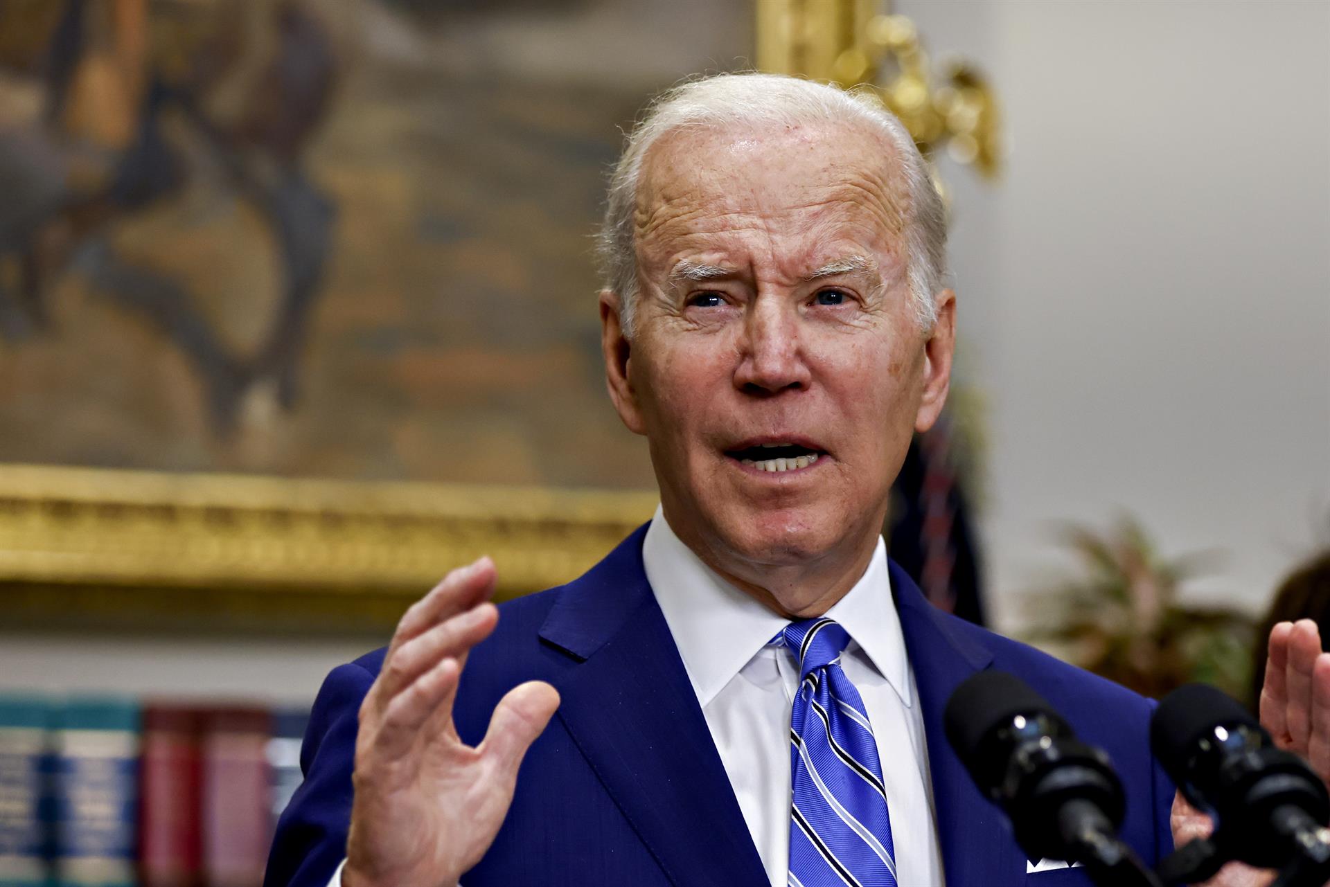 Biden felicita a Meloni y le pide “continuar con el apoyo a Ucrania”