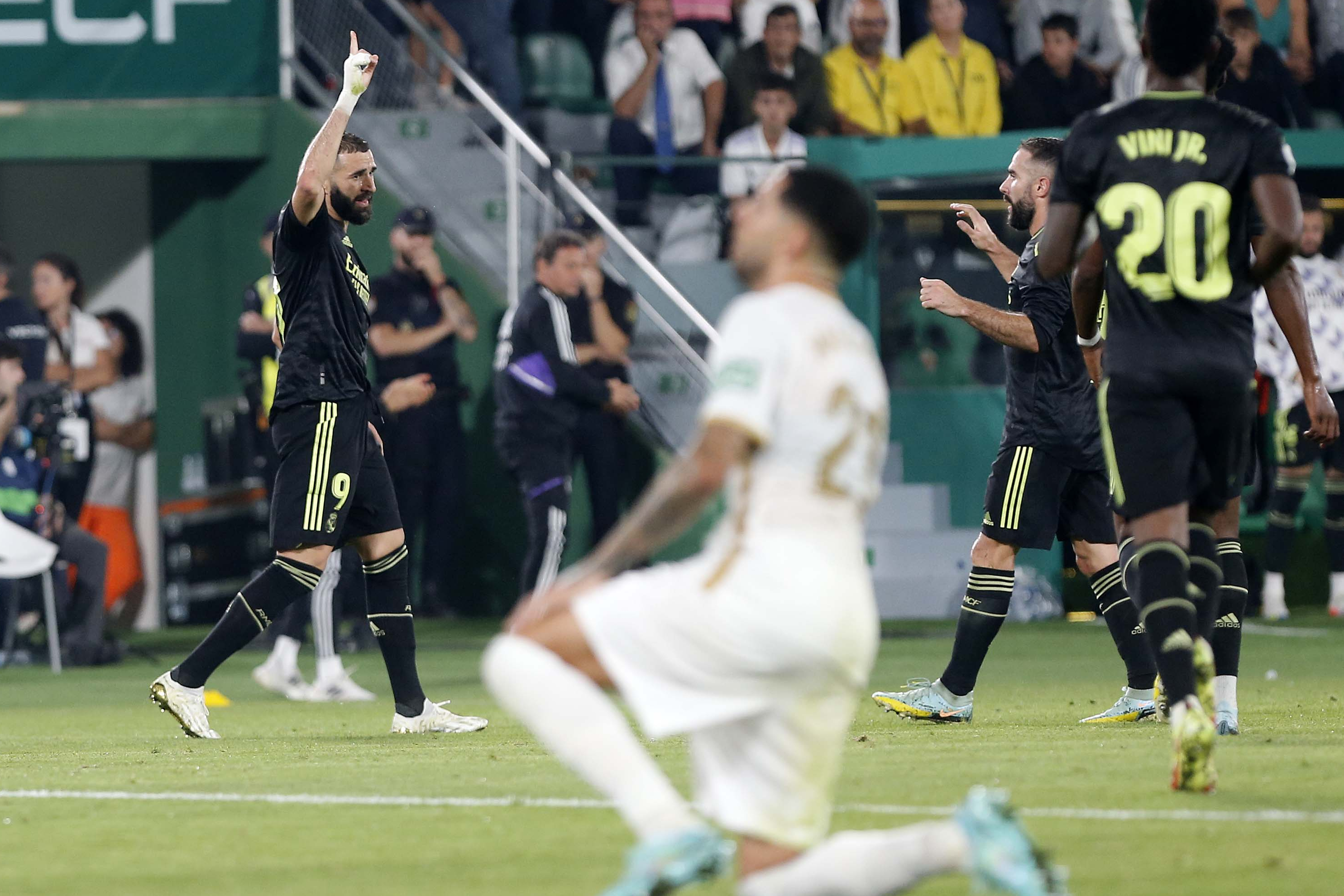 Valverde, Benzema y Asensio consolidaron liderato del Real Madrid en Elche