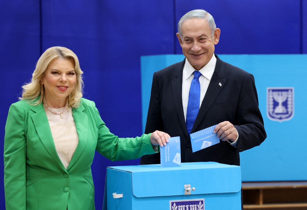 Abren colegios electorales en Israel por quinta vez en menos de cuatro años