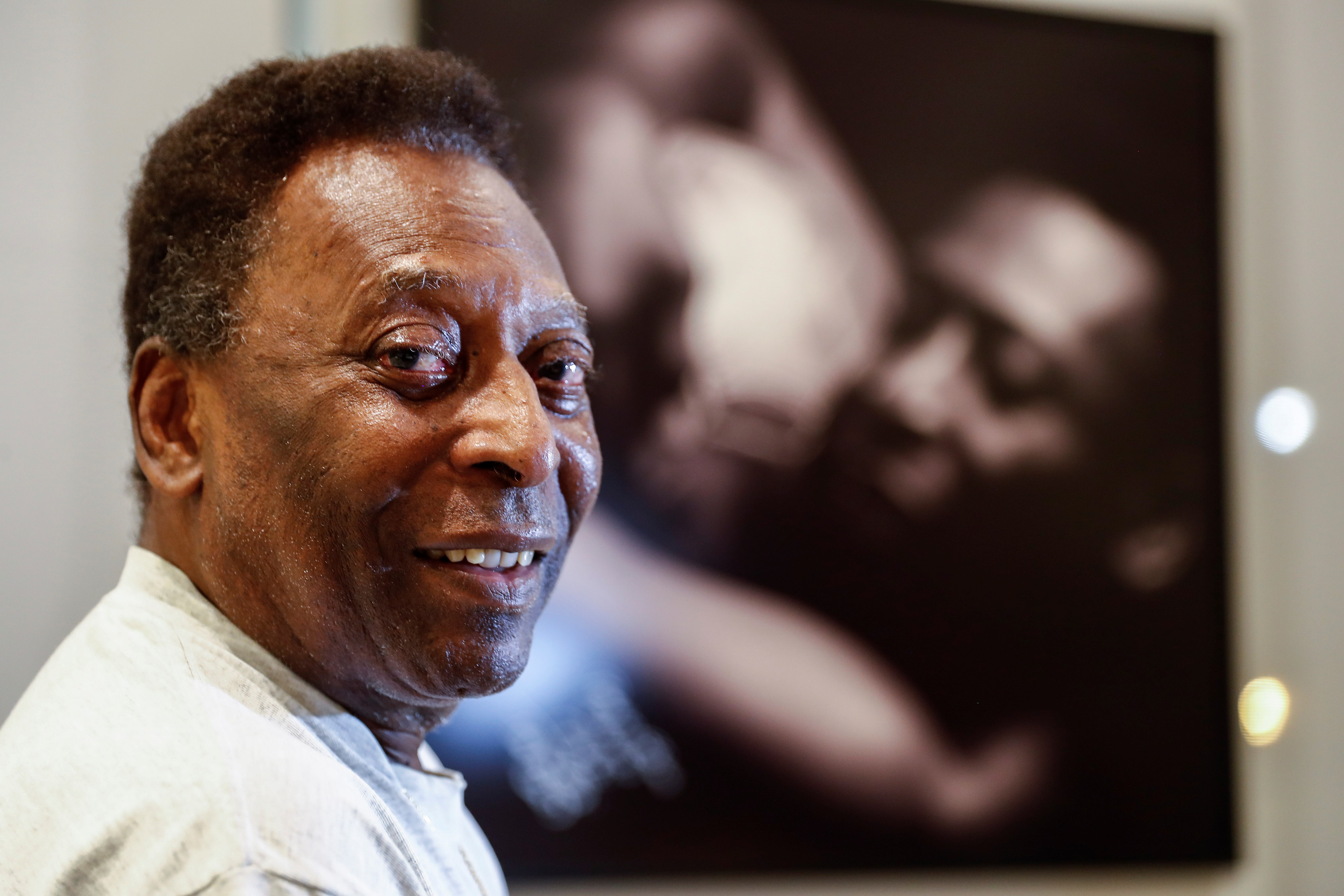 Pelé agradece apoyo desde el hospital: “visita mensual” de rutina